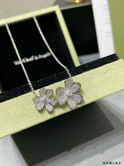 VCA Necklace