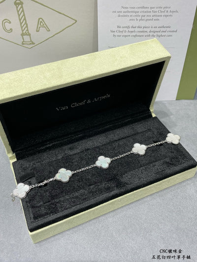 VCA Bracelet