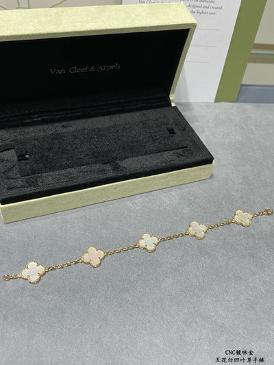 VCA Bracelet