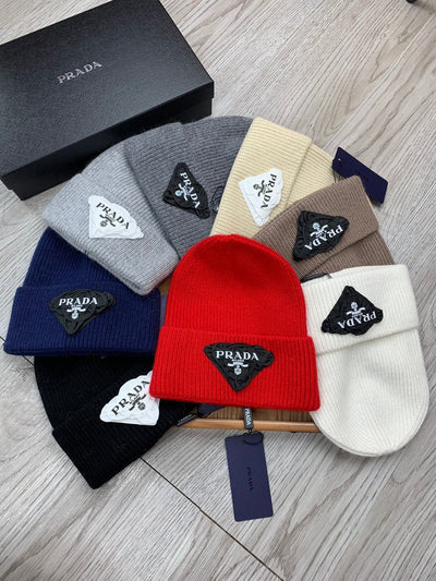 BEANIE HAT IN RHINO GRAY WOOL 431361
