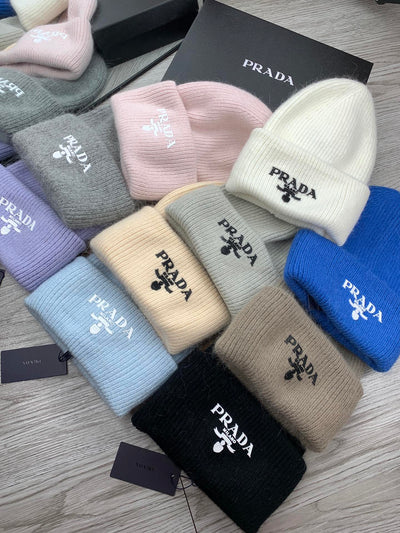 BEANIE HAT IN BEIGE CREAM WOOL 108745
