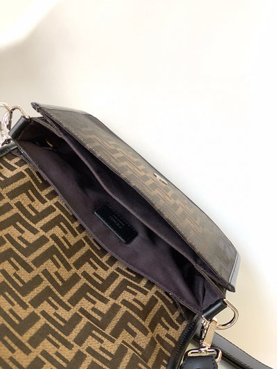 FEN MESSENGER BAG 20.5*7*24