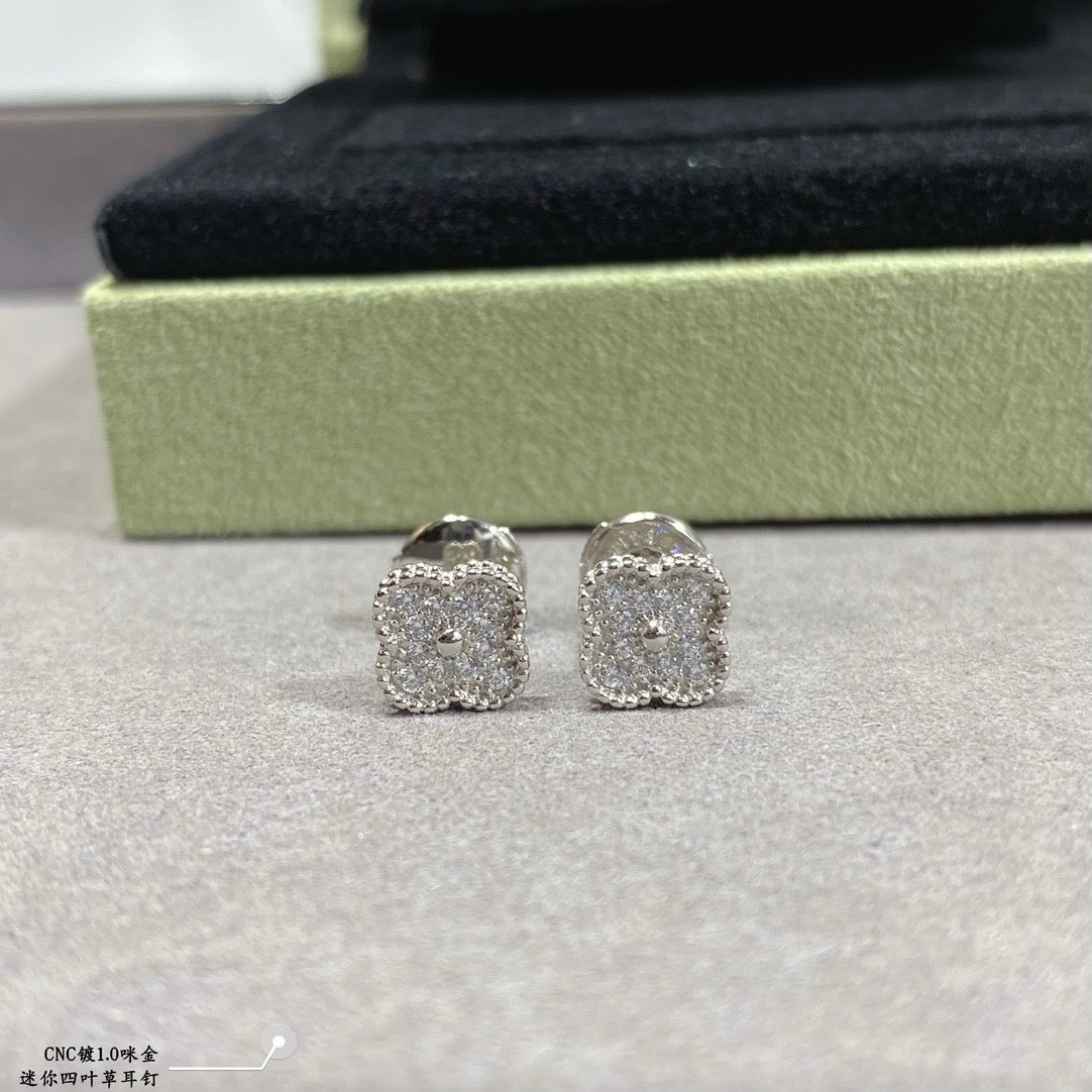 VCA Earrings