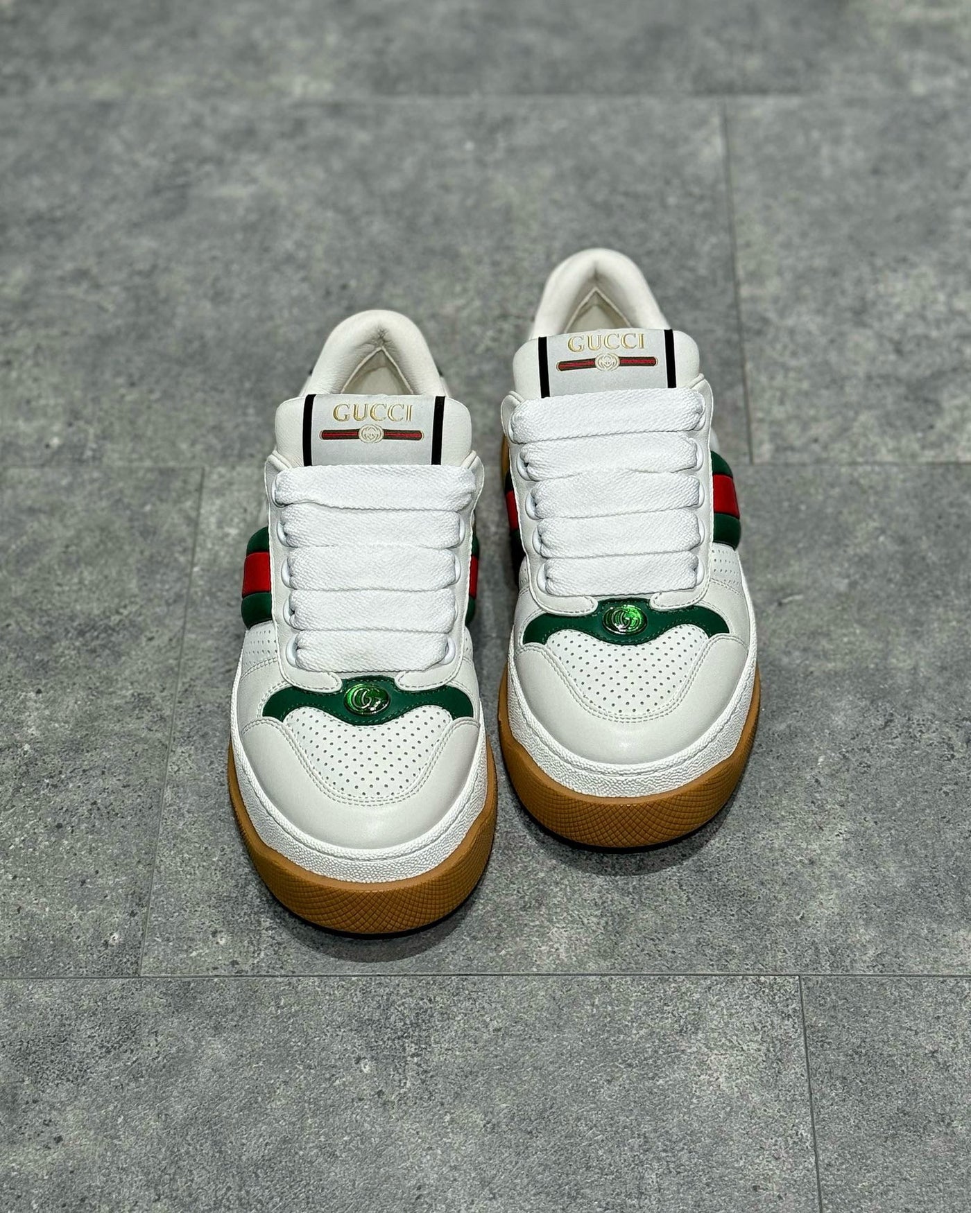GUC Sneakers