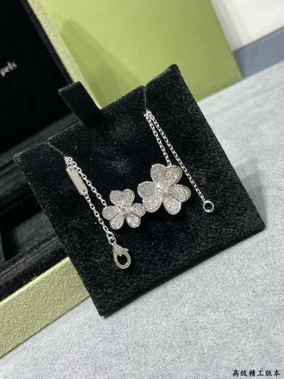 VCA Necklace