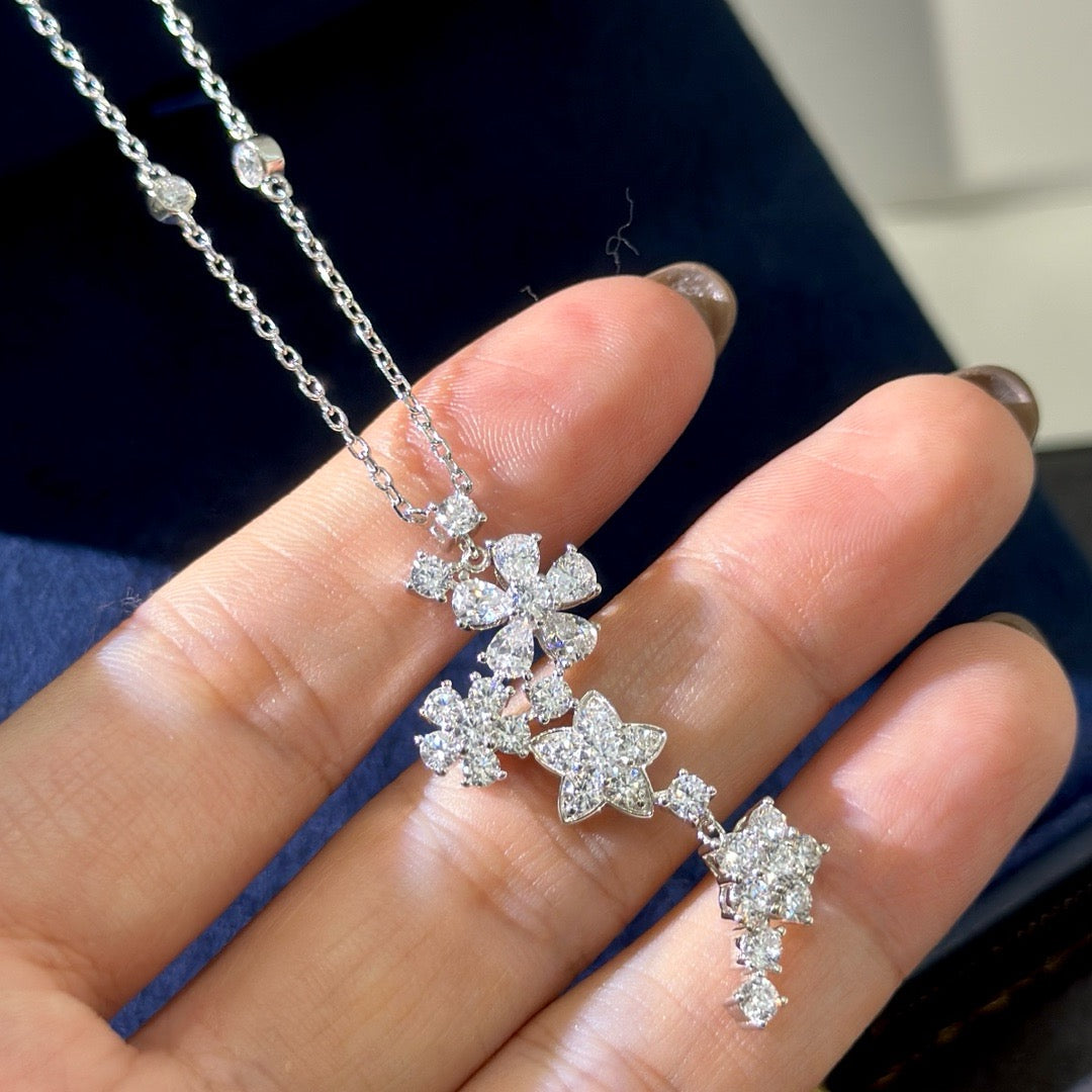 VCA Necklace
