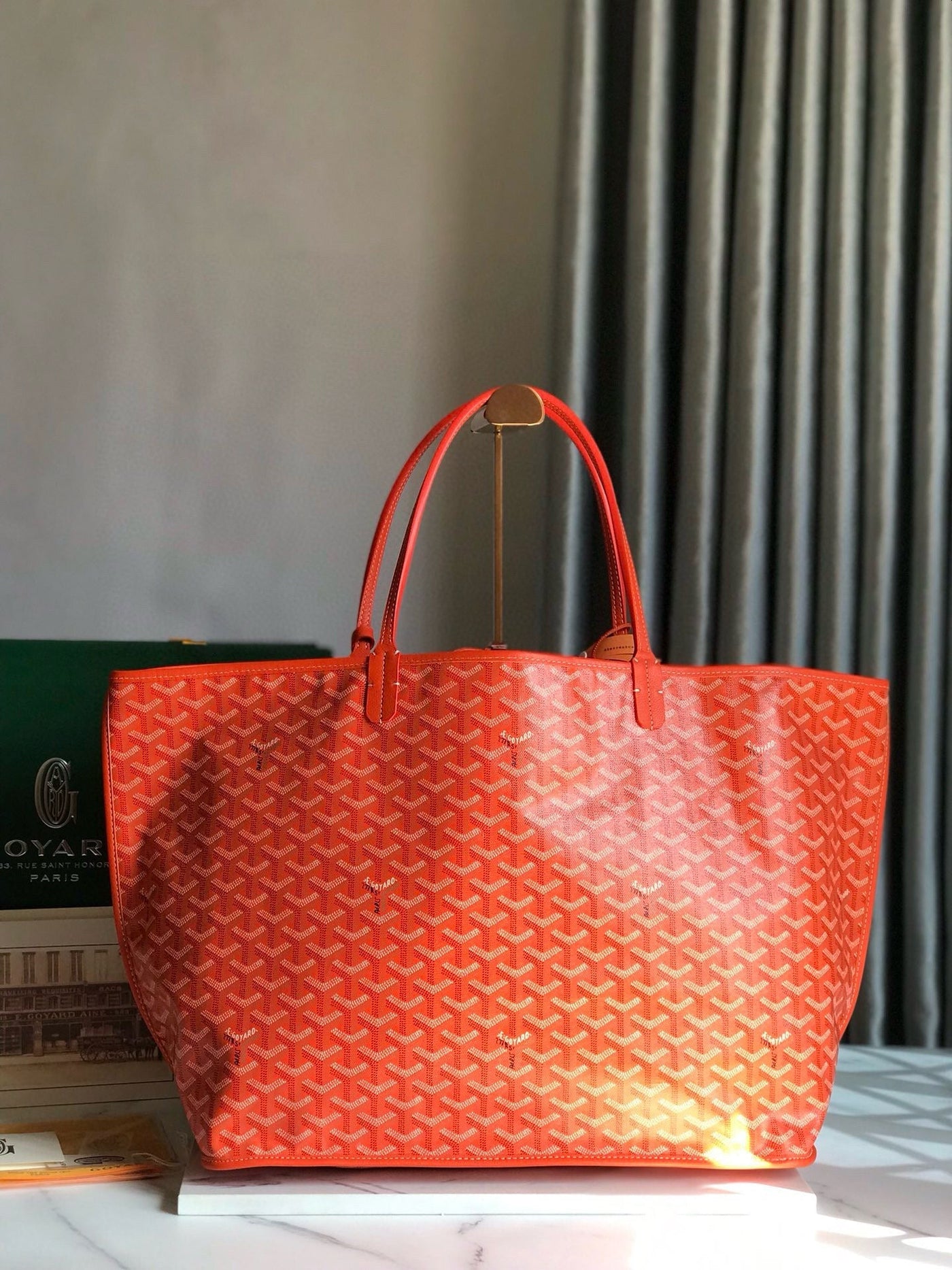 GOY REVERSIBLE ANJOU 39*32*19