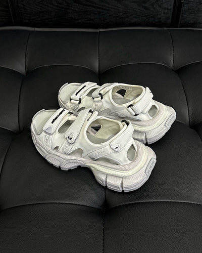 Sneakers & Shoes