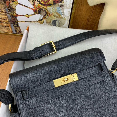 HERM KELLY MESSENGER 25