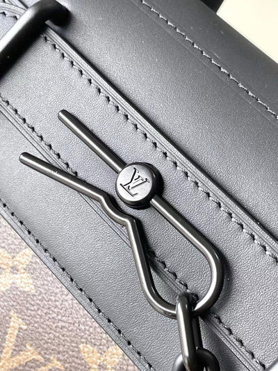 1V Steamer Bag M46953