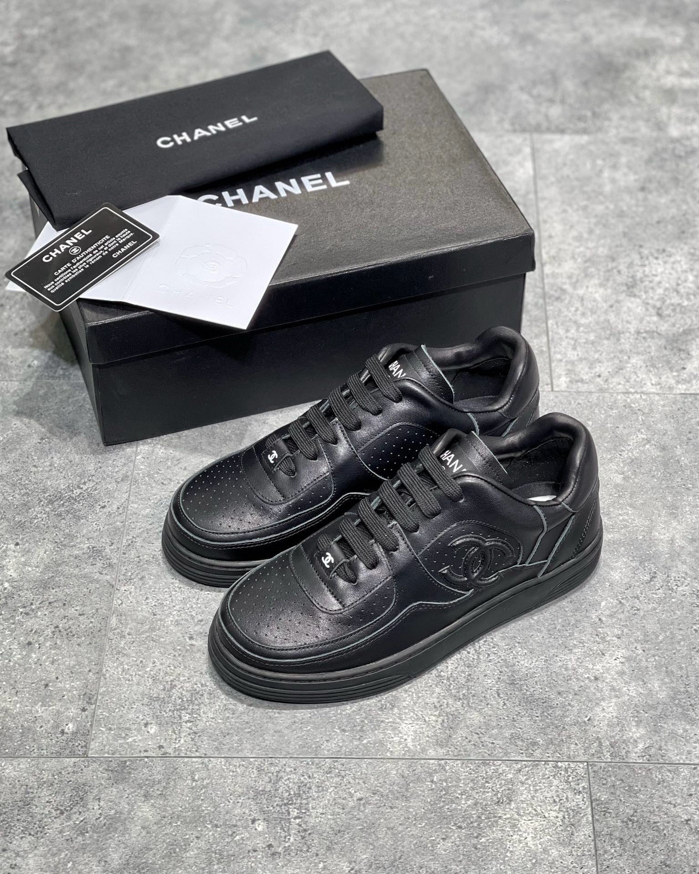 CHA Sneakers