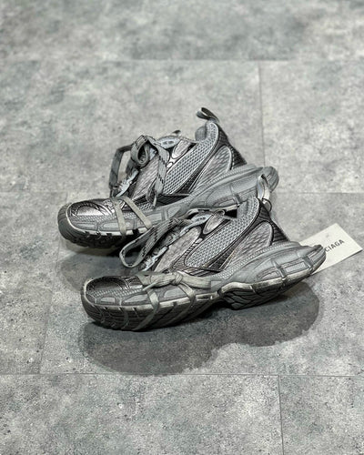 Sneakers & Shoes