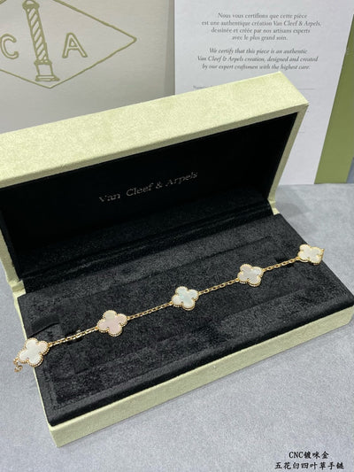 VCA Bracelet