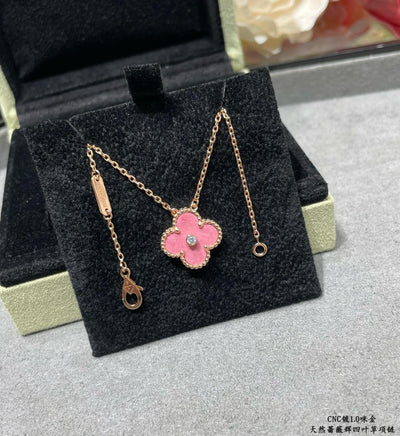 VCA Necklace