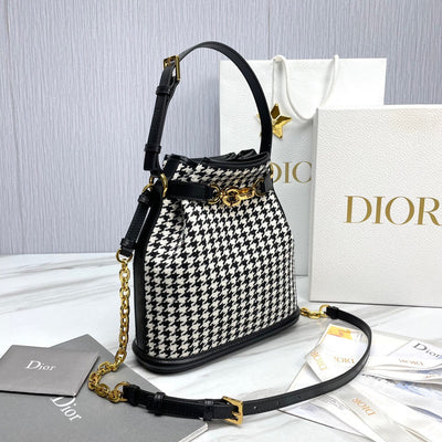 DIO C‚Äôest Handbag (24cm)