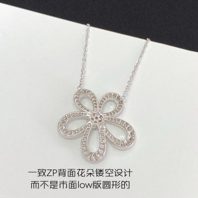 VCA Necklace