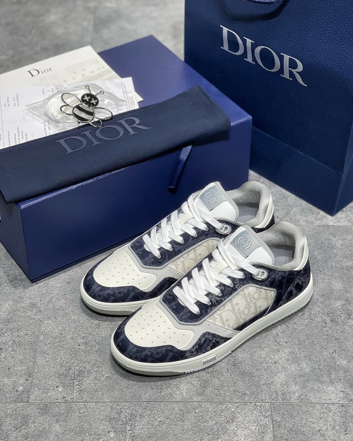 DIO Sneakers
