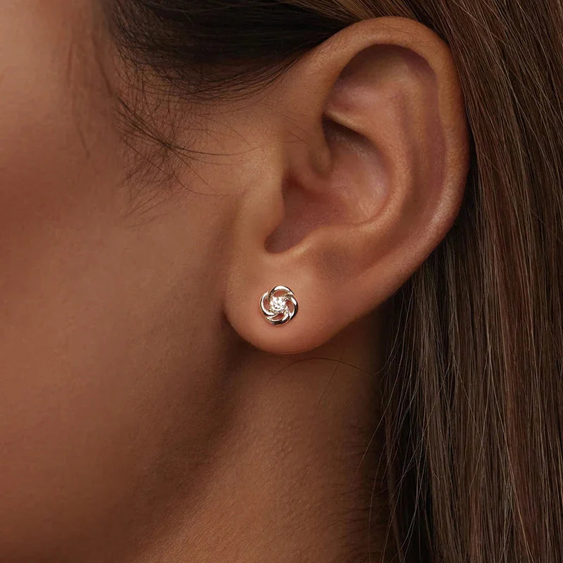 Bamoer U Four-leaf Clover Moissanite Stud Earrings Hollowed Flower Jewelry VVS1 EX 925 Sterling Silver Original for Mother Gift