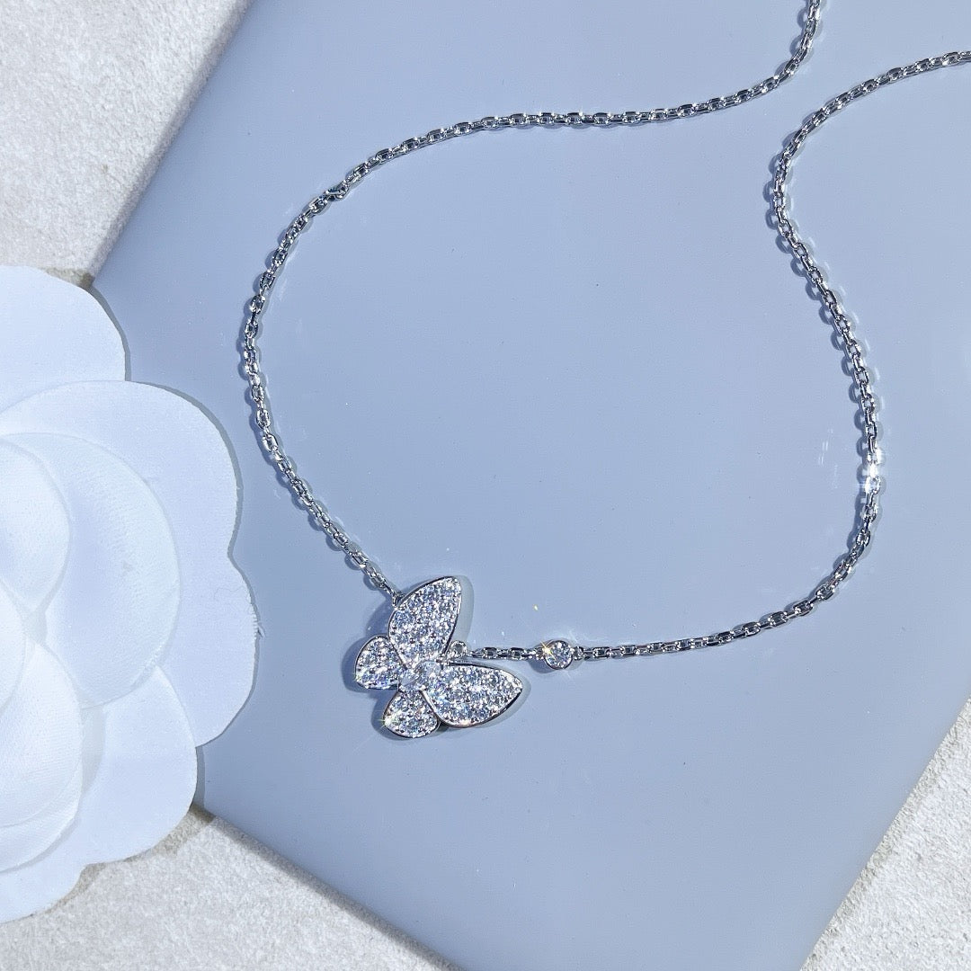 VCA Necklace