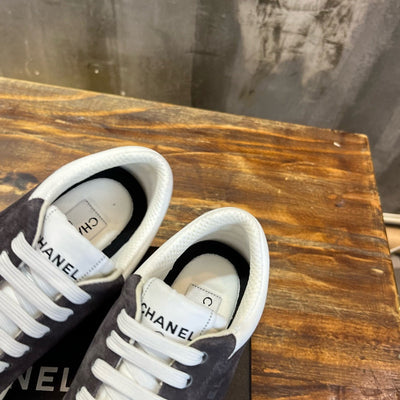 CHA Sneakers