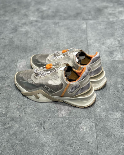 FEN Sneakers