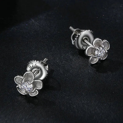 Bamoer U 0.1CT Moissanite Sakura Stud Earrings Blooming Flower Ear Studs Diamond Test Delicate Engagement Jewelry Gift for Women
