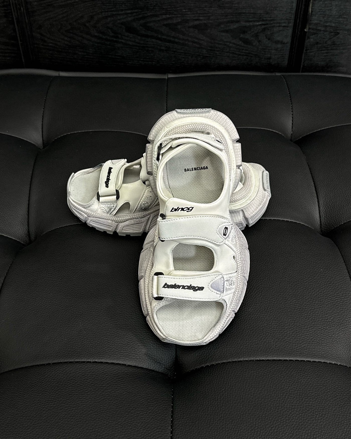 Sneakers & Shoes