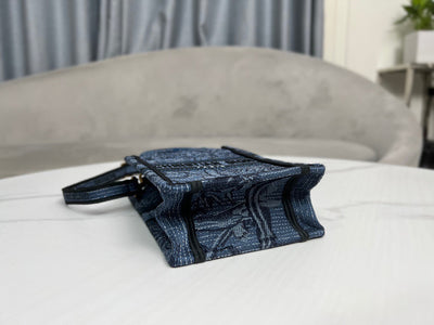 DIO Mini Book Tote
