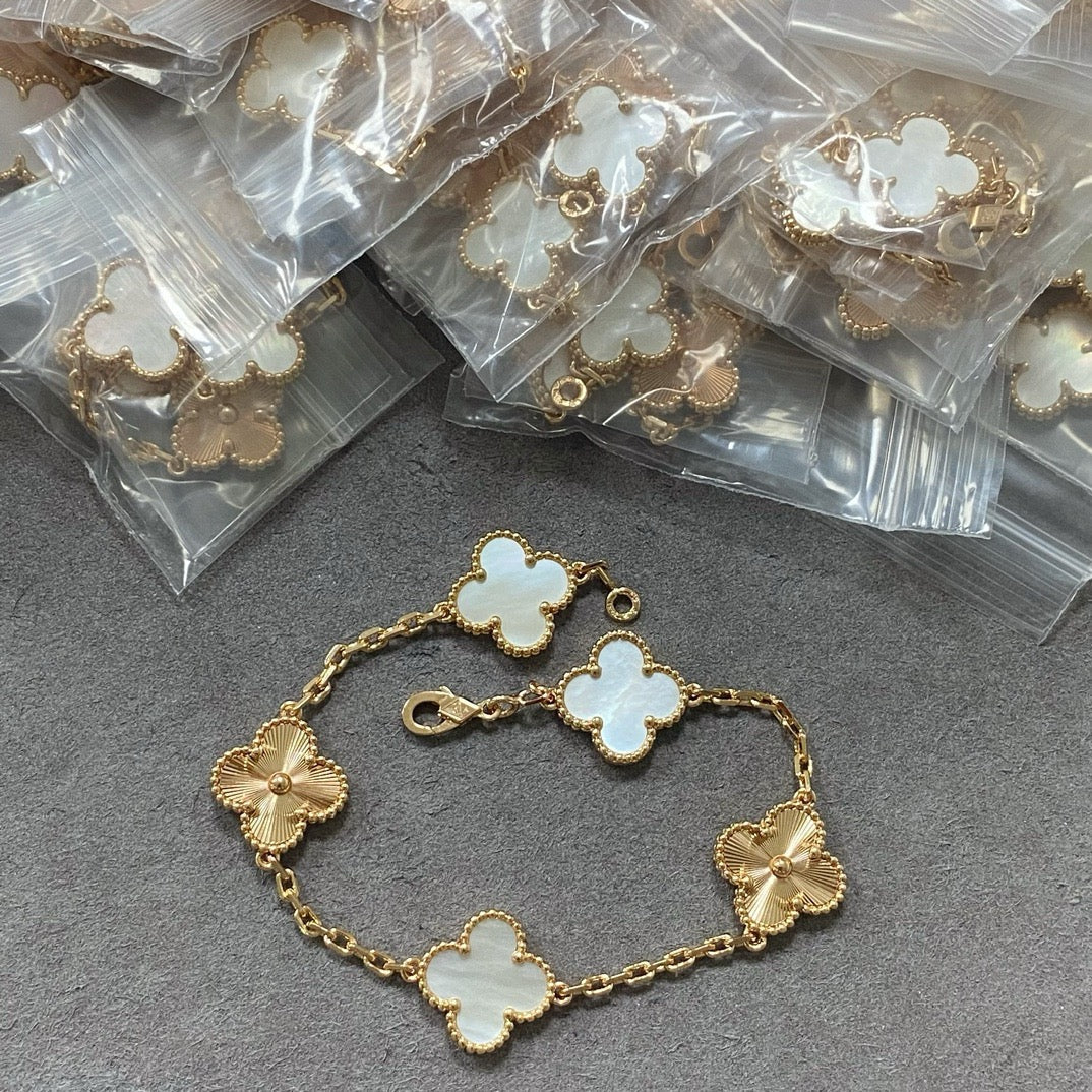 VCA Bracelet