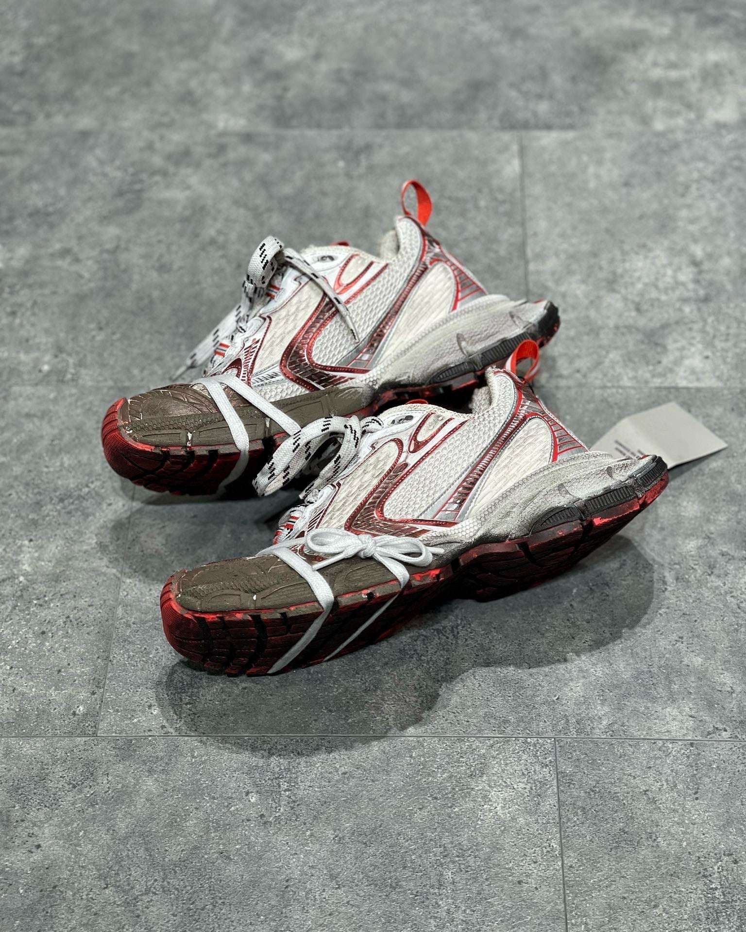 Sneakers & Shoes
