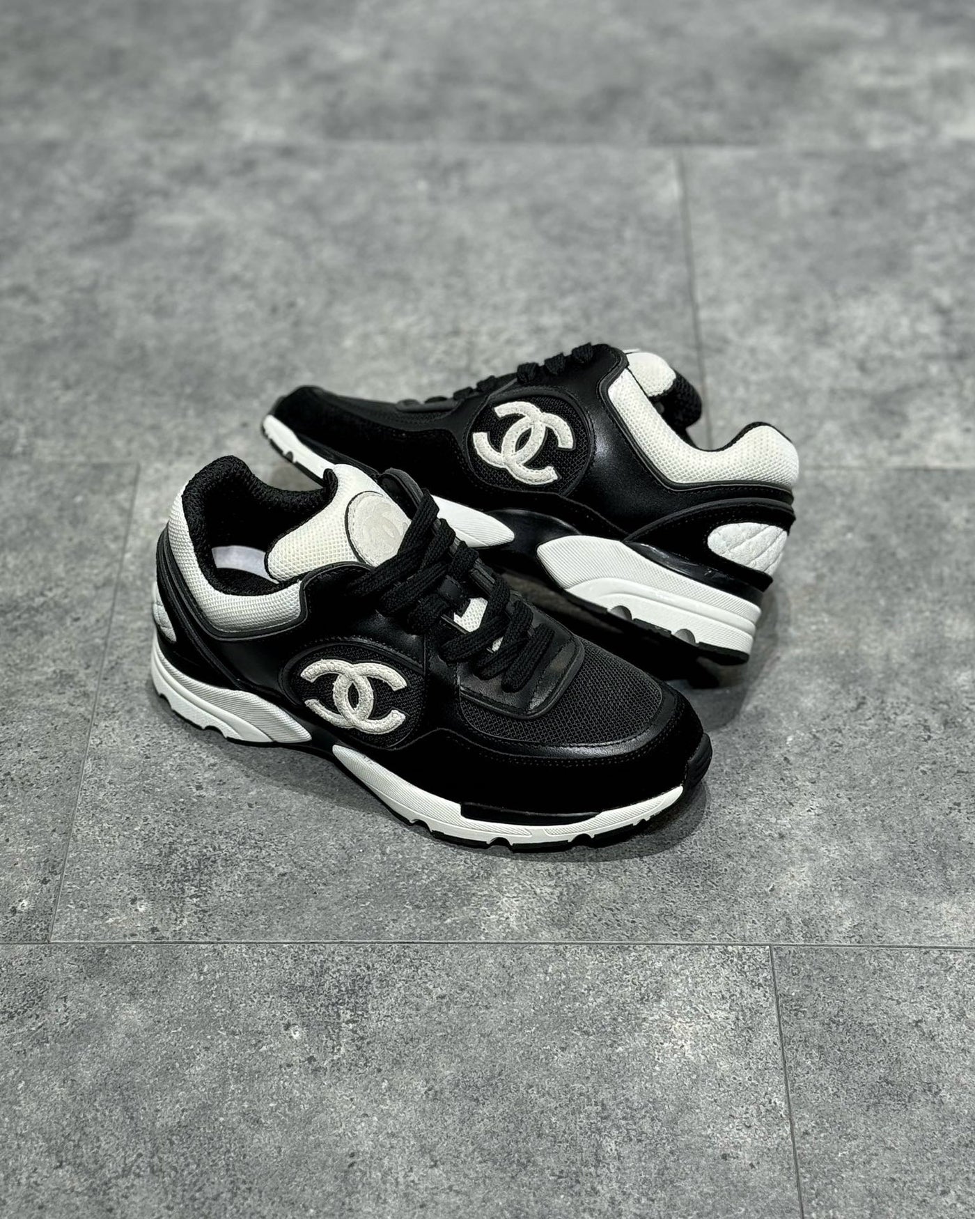 CHA Sneakers