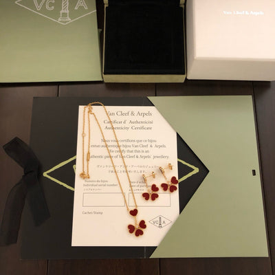 VCA Necklace