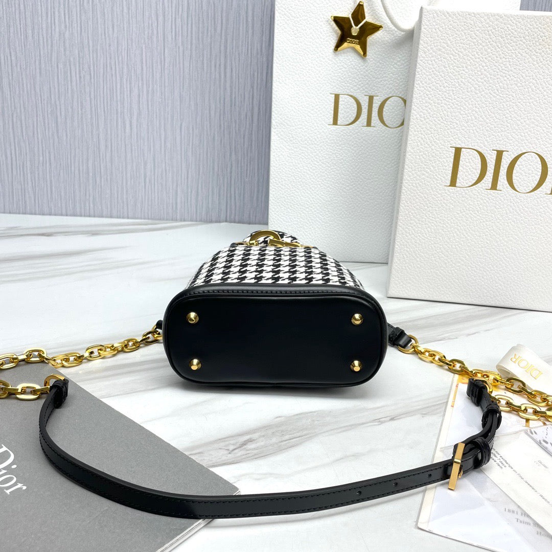 DIO C‚Äôest Handbag (17cm)