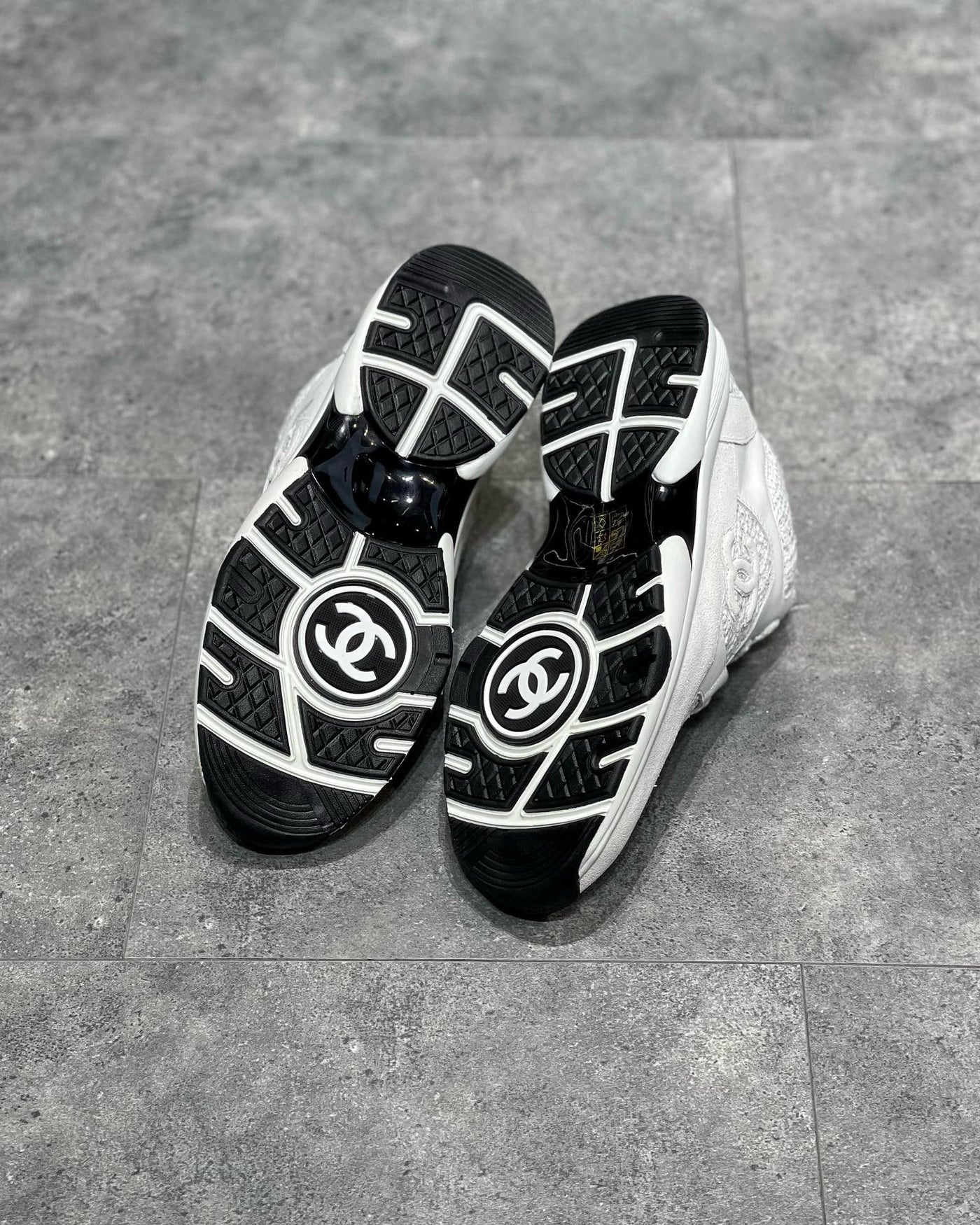 CHA Sneakers