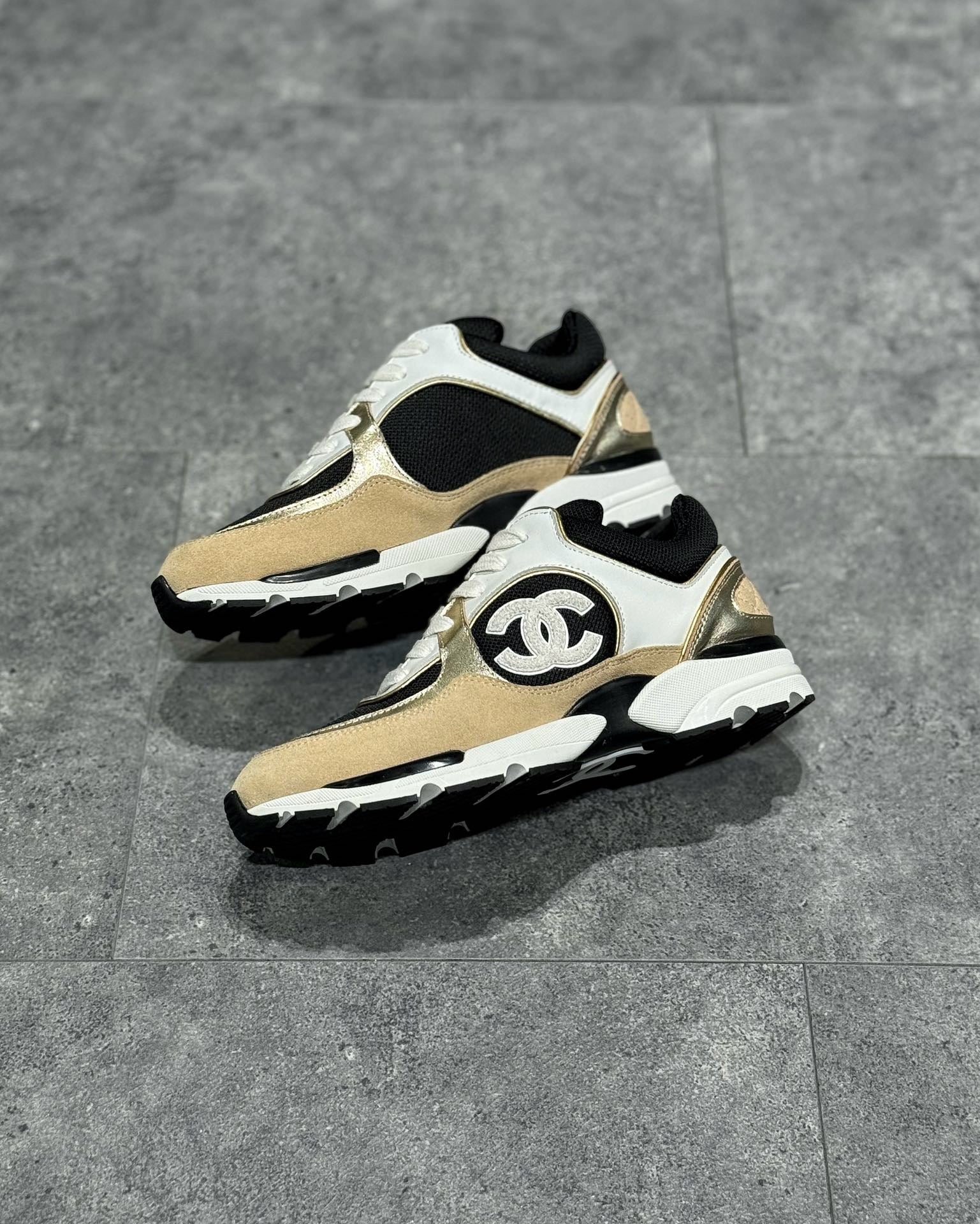 CHA Sneakers