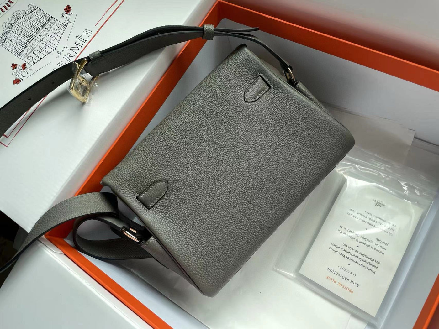 HERM KELLY MESSENGER 25