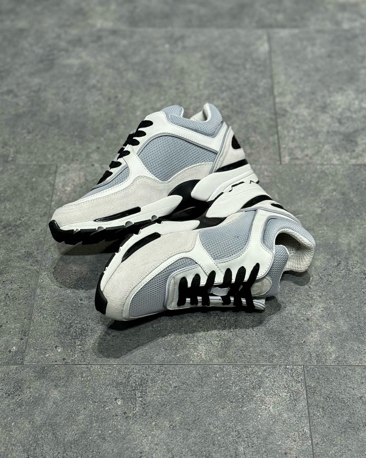 CHA Sneakers