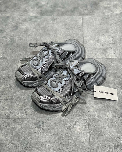 Sneakers & Shoes