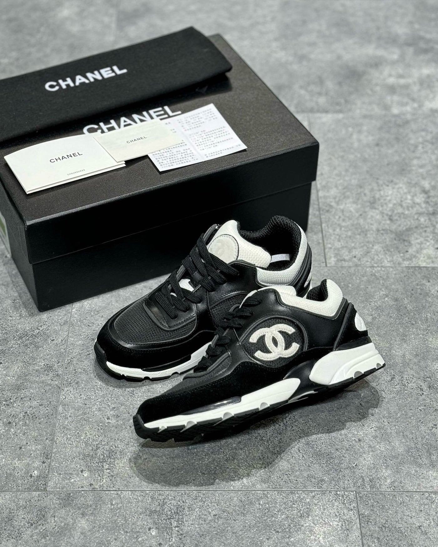 CHA Sneakers