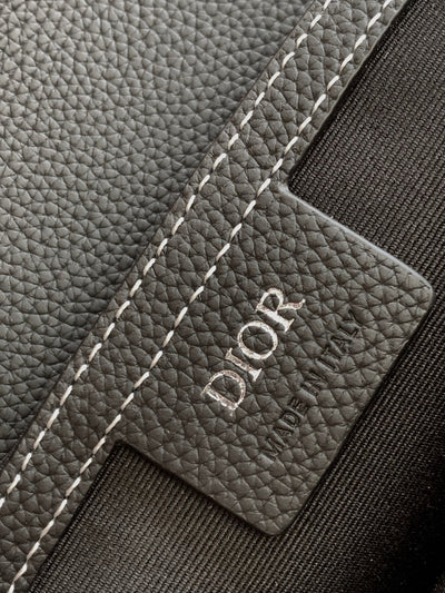 DIO Messenger Bag