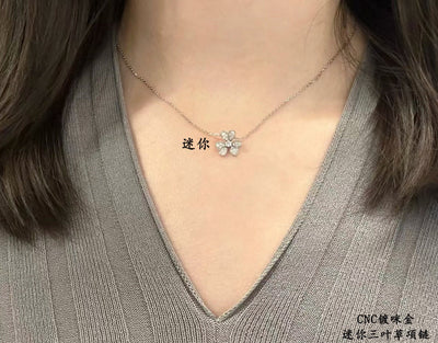 VCA Necklace