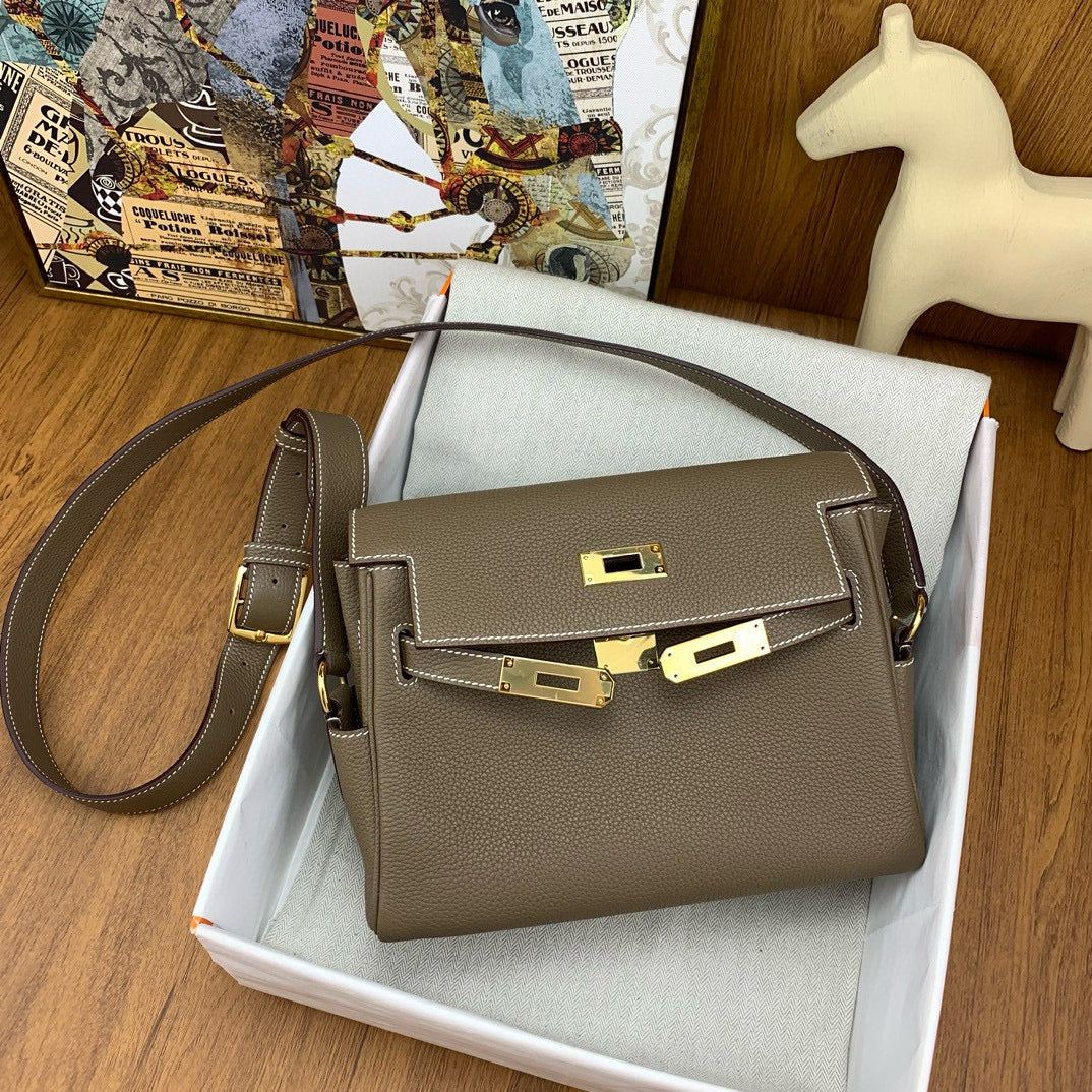 HERM KELLY MESSENGER 25