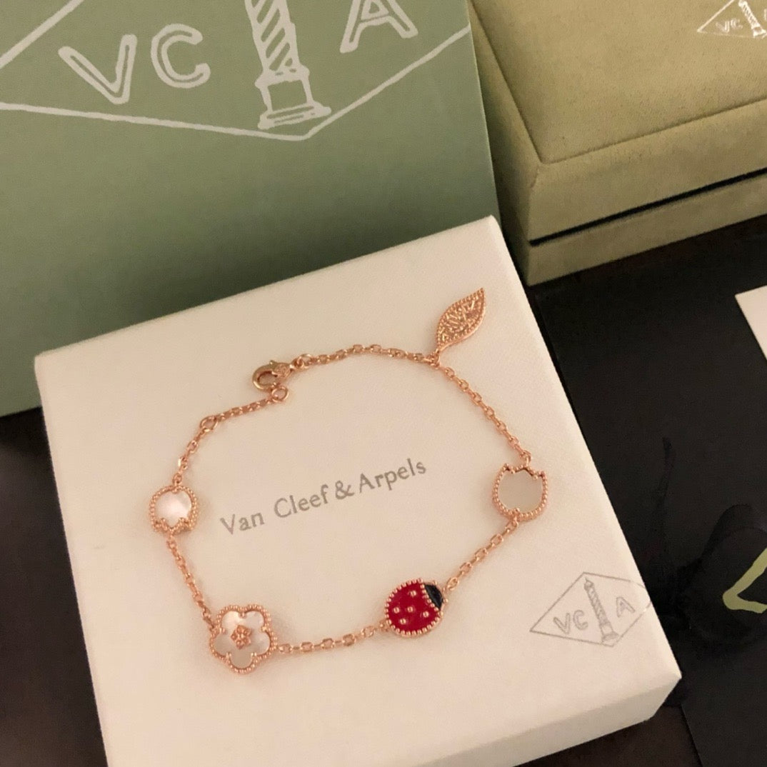 VCA Bracelet