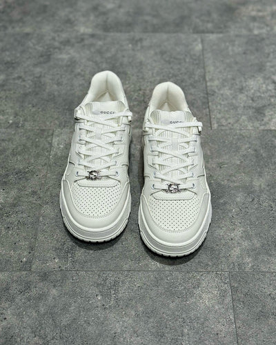 GUC Sneakers