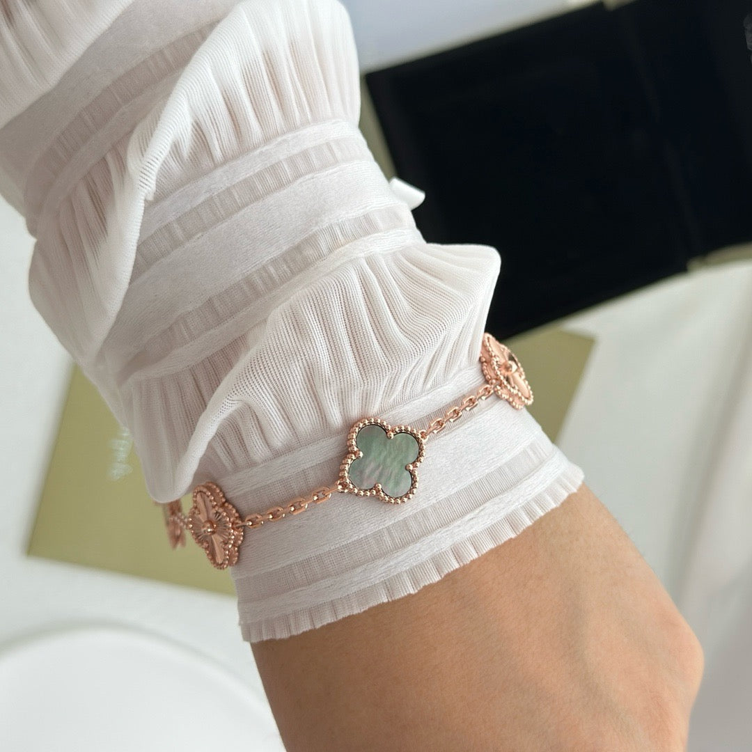 VCA Bracelet