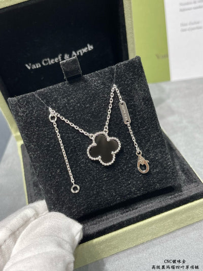 VCA Necklace