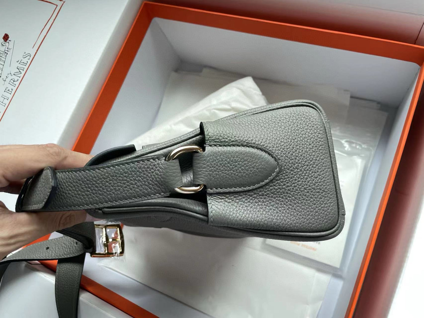 HERM KELLY MESSENGER 25