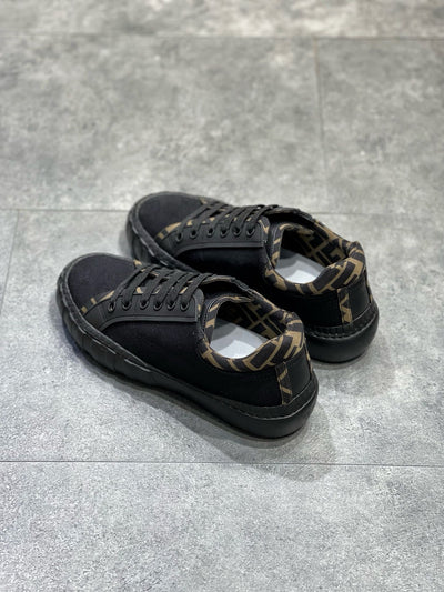 FEN Sneakers