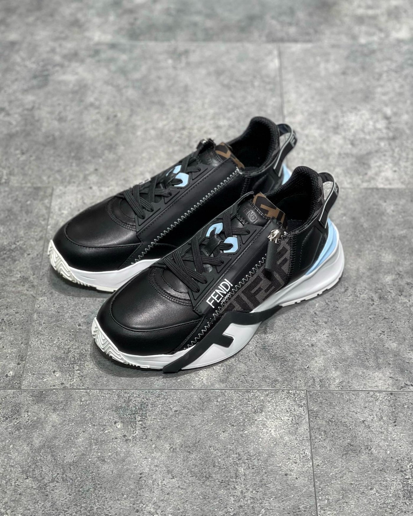 FEN Sneakers