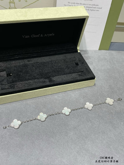 VCA Bracelet